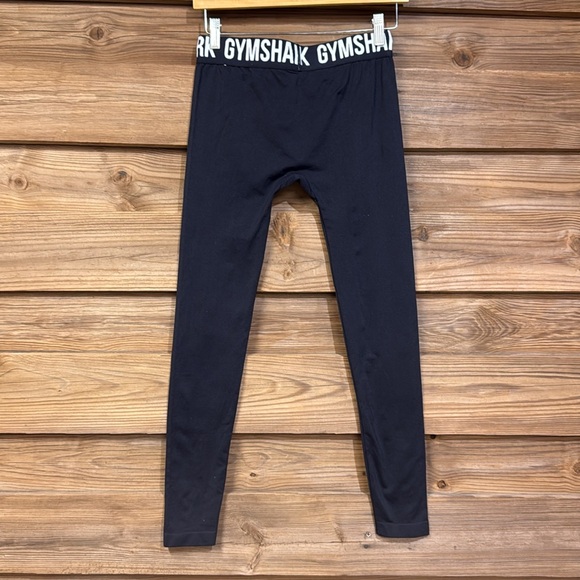 Gymshark Black Leggings Athletic Fit - Picture 3 of 6